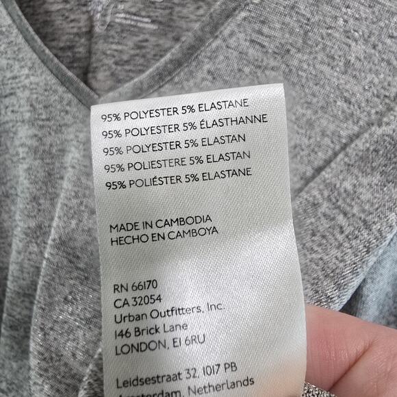 Anthropologie Shirt Womens XS Blouse Tee Silver Shimmer Metallic V Neck Pilcro - Picture 8 of 10